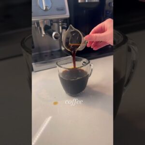 the best latte for a rainy day #londonfog #londonsmog #rainydaylatte #latte #coffeerecipe